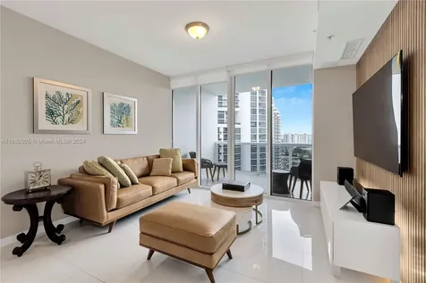 18201 Collins Avenue North Miami Beach FL 33160