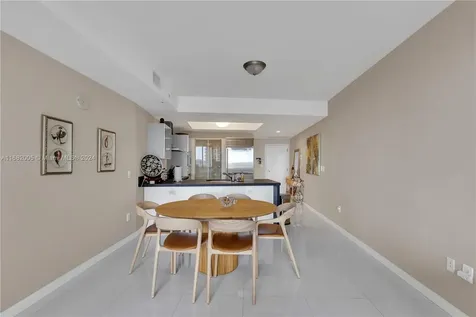 18201 Collins Avenue North Miami Beach FL 33160