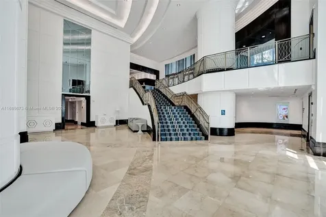 4391 Collins Avenue Miami Beach FL 33140
