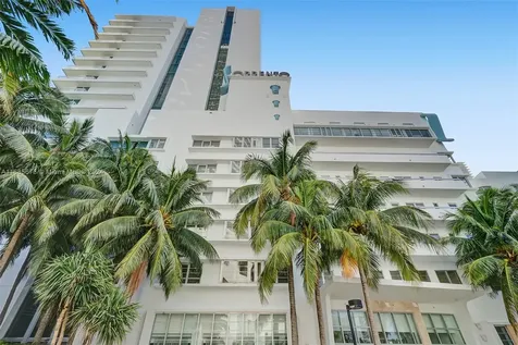 4391 Collins Avenue Miami Beach FL 33140
