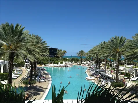 4391 Collins Avenue Miami Beach FL 33140