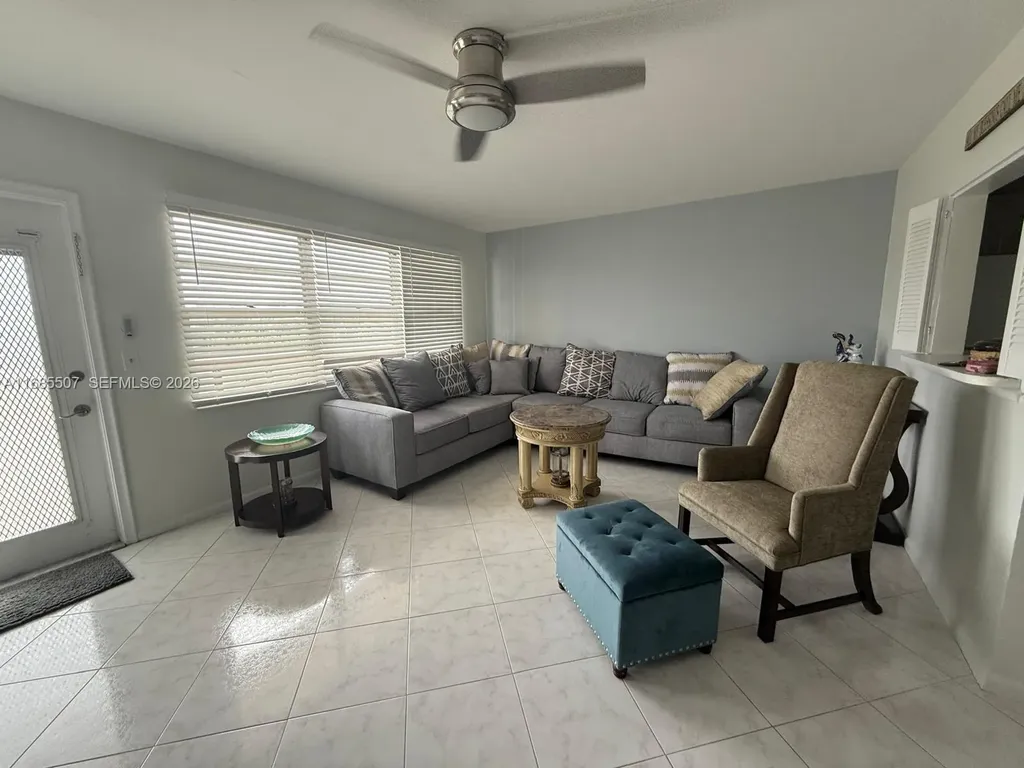 313 Southampton A West Palm Beach FL 33417