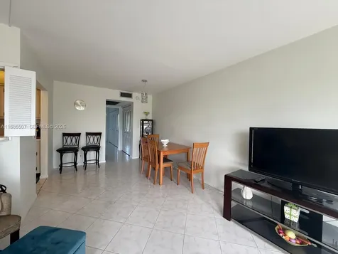 313 Southampton A West Palm Beach FL 33417