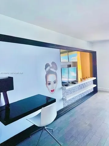 1100 West Avenue Miami Beach FL 33139