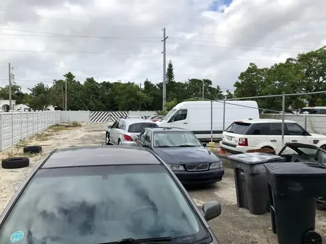 707 N Dixie Highway Hallandale Beach FL 33009