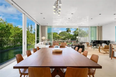 1041 W 48th Street Miami Beach FL 33140