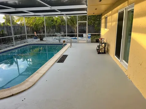 3561 NW 113th Terrace Sunrise FL 33323