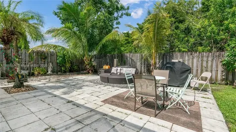 3561 NW 113th Terrace Sunrise FL 33323