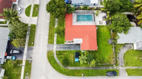 3561 NW 113th Terrace Sunrise FL 33323