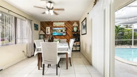 3561 NW 113th Terrace Sunrise FL 33323