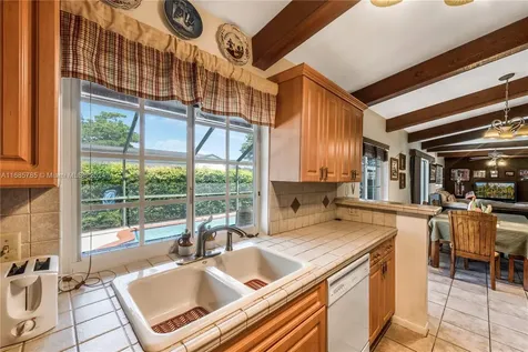 10525 SW 139th Court Miami FL 33186
