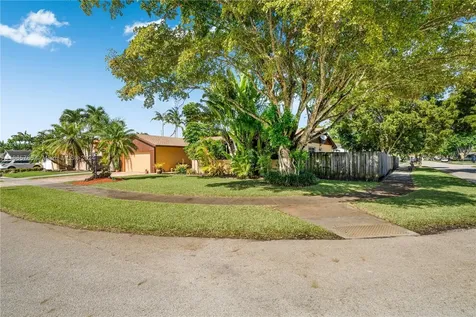 10525 SW 139th Court Miami FL 33186