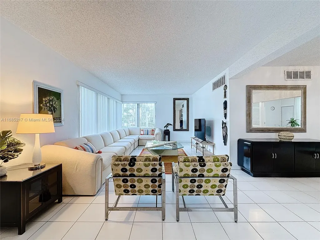 10081 W Bay Harbor Drive Bay Harbor Islands FL 33154