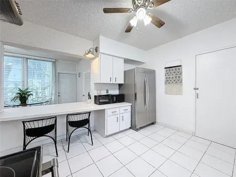 10081 W Bay Harbor Drive Bay Harbor Islands FL 33154