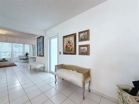 10081 W Bay Harbor Drive Bay Harbor Islands FL 33154