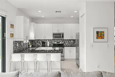 864 NE 193rd Terrace Miami FL 33179