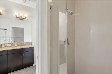 864 NE 193rd Terrace Miami FL 33179