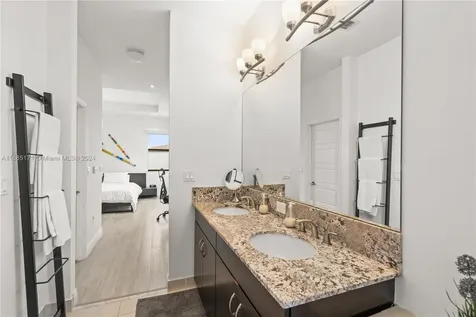 864 NE 193rd Terrace Miami FL 33179