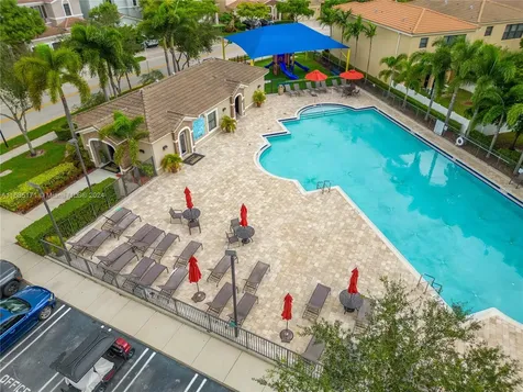 864 NE 193rd Terrace Miami FL 33179