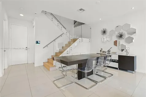 864 NE 193rd Terrace Miami FL 33179