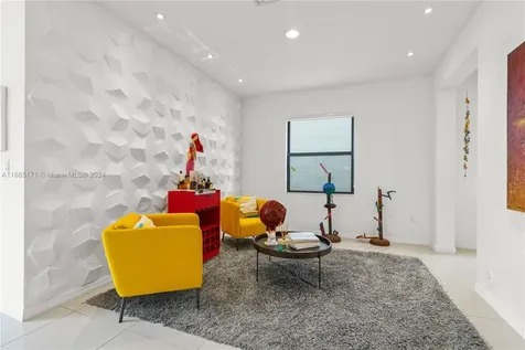 864 NE 193rd Terrace Miami FL 33179