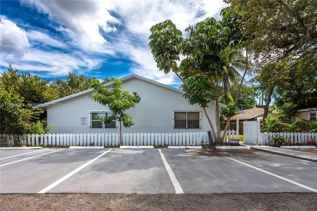 1106 NE 5th Avenue Fort Lauderdale FL 33304