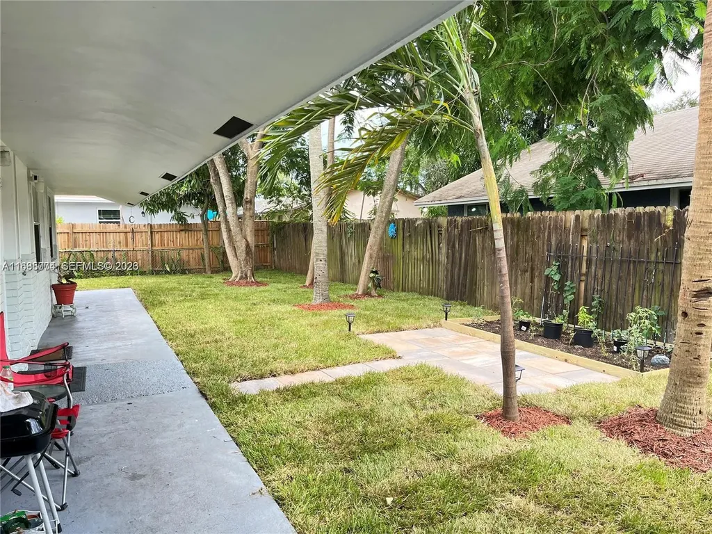 1106 NE 5th Avenue Fort Lauderdale FL 33304