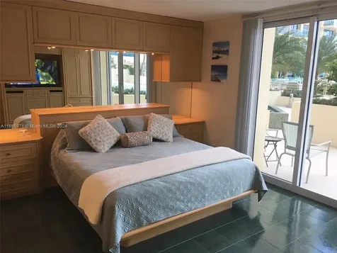 2501 S Ocean Drive Hollywood FL 33019