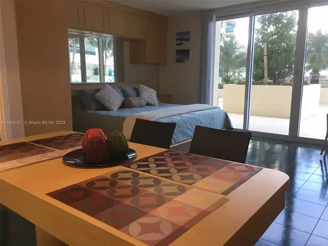 2501 S Ocean Drive Hollywood FL 33019