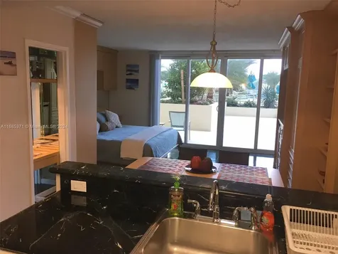 2501 S Ocean Drive Hollywood FL 33019