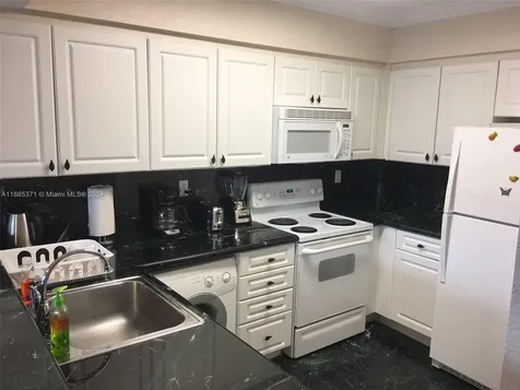 2501 S Ocean Drive Hollywood FL 33019