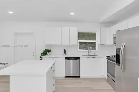 3413 SW 12th Court Fort Lauderdale FL 33312