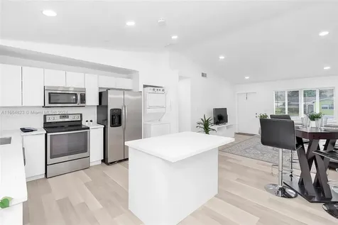 3413 SW 12th Court Fort Lauderdale FL 33312