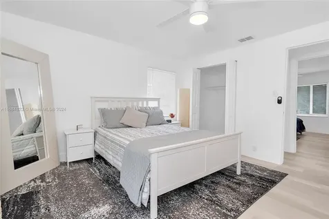 3413 SW 12th Court Fort Lauderdale FL 33312