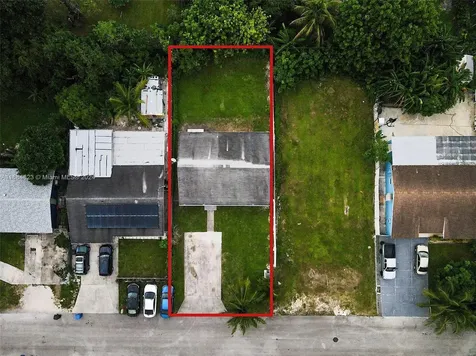 3413 SW 12th Court Fort Lauderdale FL 33312