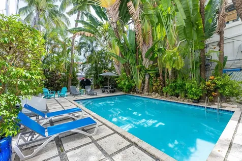 420 15th Street Miami Beach FL 33139