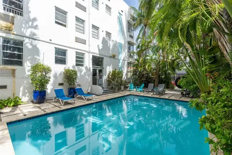 420 15th Street Miami Beach FL 33139