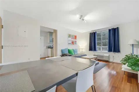 420 15th Street Miami Beach FL 33139