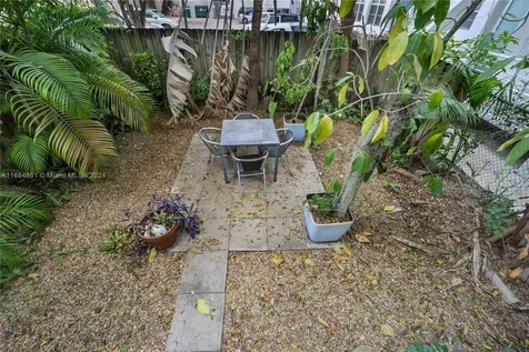 420 15th Street Miami Beach FL 33139