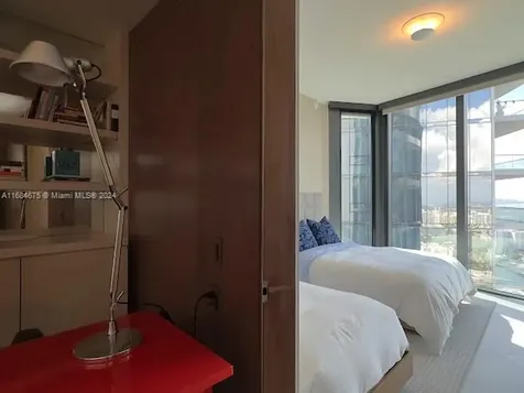 18555 Collins Avenue Sunny Isles Beach FL 33160