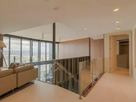 18555 Collins Avenue Sunny Isles Beach FL 33160