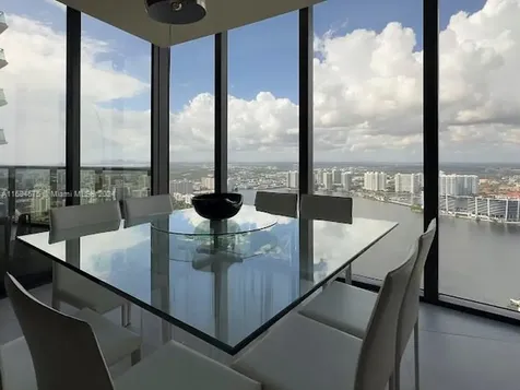 18555 Collins Avenue Sunny Isles Beach FL 33160