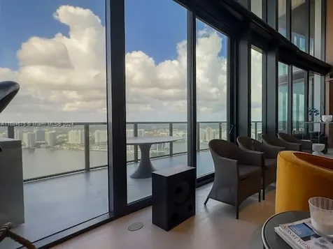 18555 Collins Avenue Sunny Isles Beach FL 33160