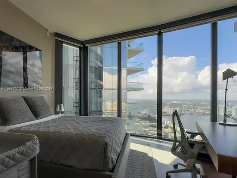 18555 Collins Avenue Sunny Isles Beach FL 33160