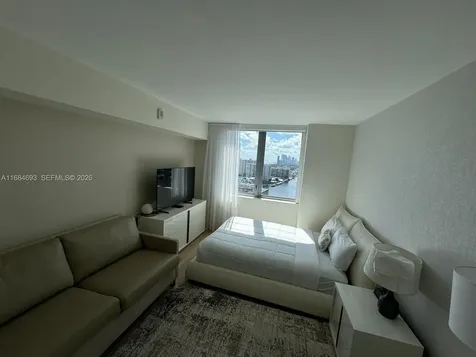 2600 E Hallandale Beach Boulevard Hallandale Beach FL 33009