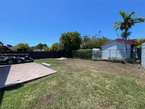 1260 SW 142nd Court Miami FL 33184