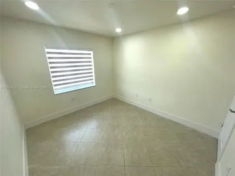 1260 SW 142nd Court Miami FL 33184