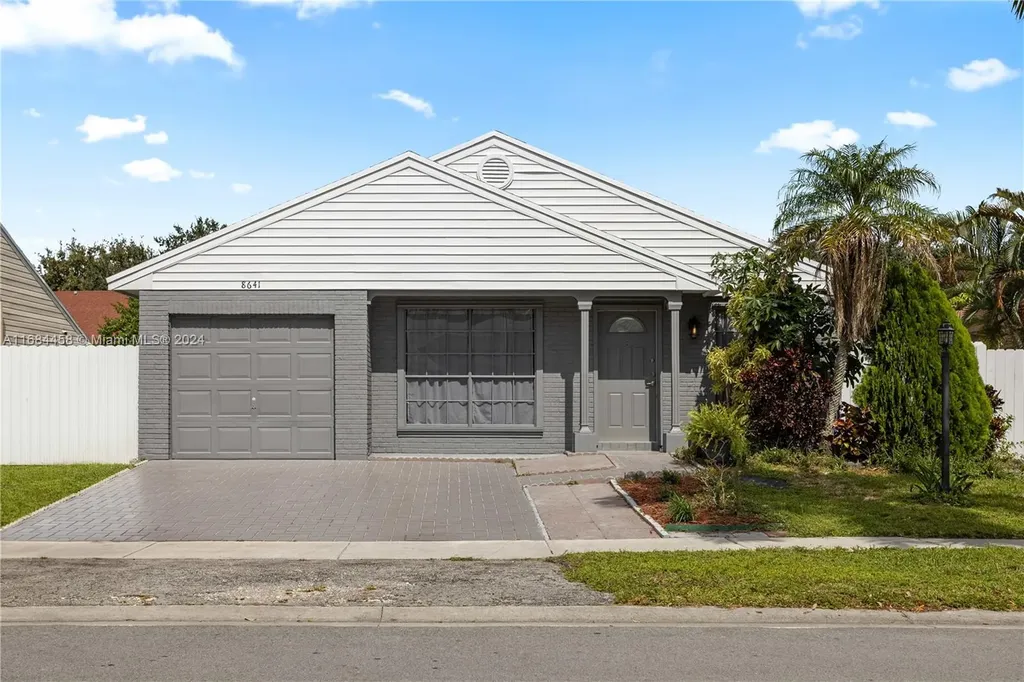 8641 SW 15th Street Pembroke Pines FL 33025