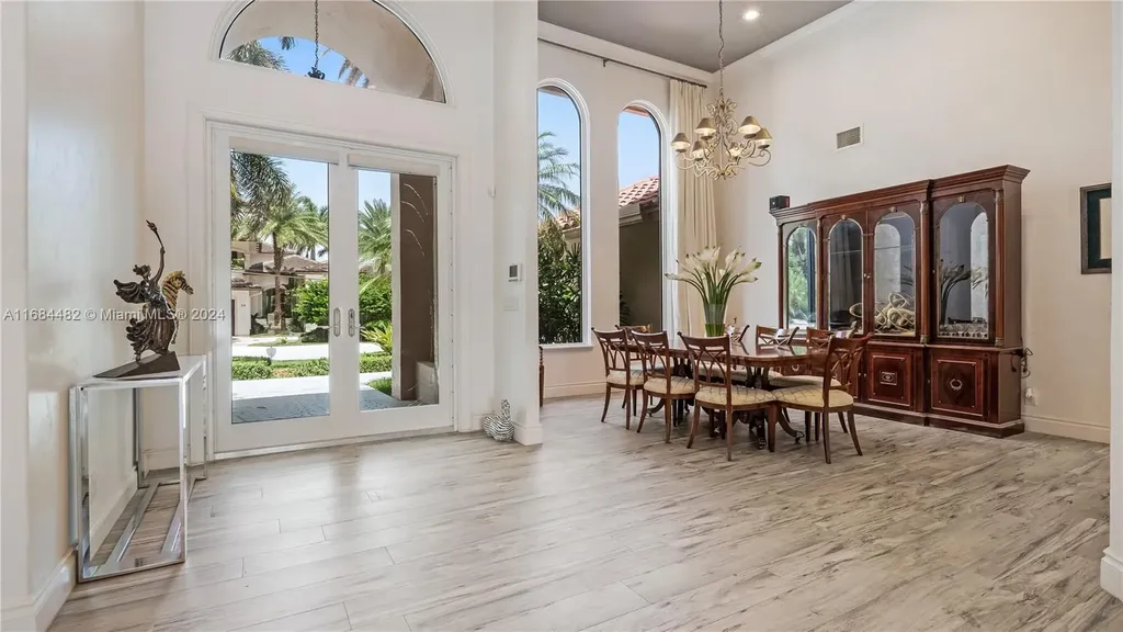 34 Pelican Drive Fort Lauderdale FL 33301