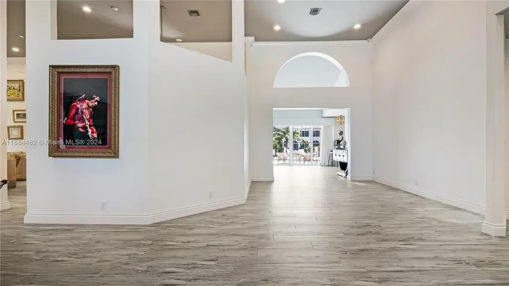 34 Pelican Drive Fort Lauderdale FL 33301